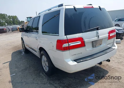 2013 Lincoln Navigator z USA, uszkodzony, nr VIN 5LMJJ2J58DEL01480